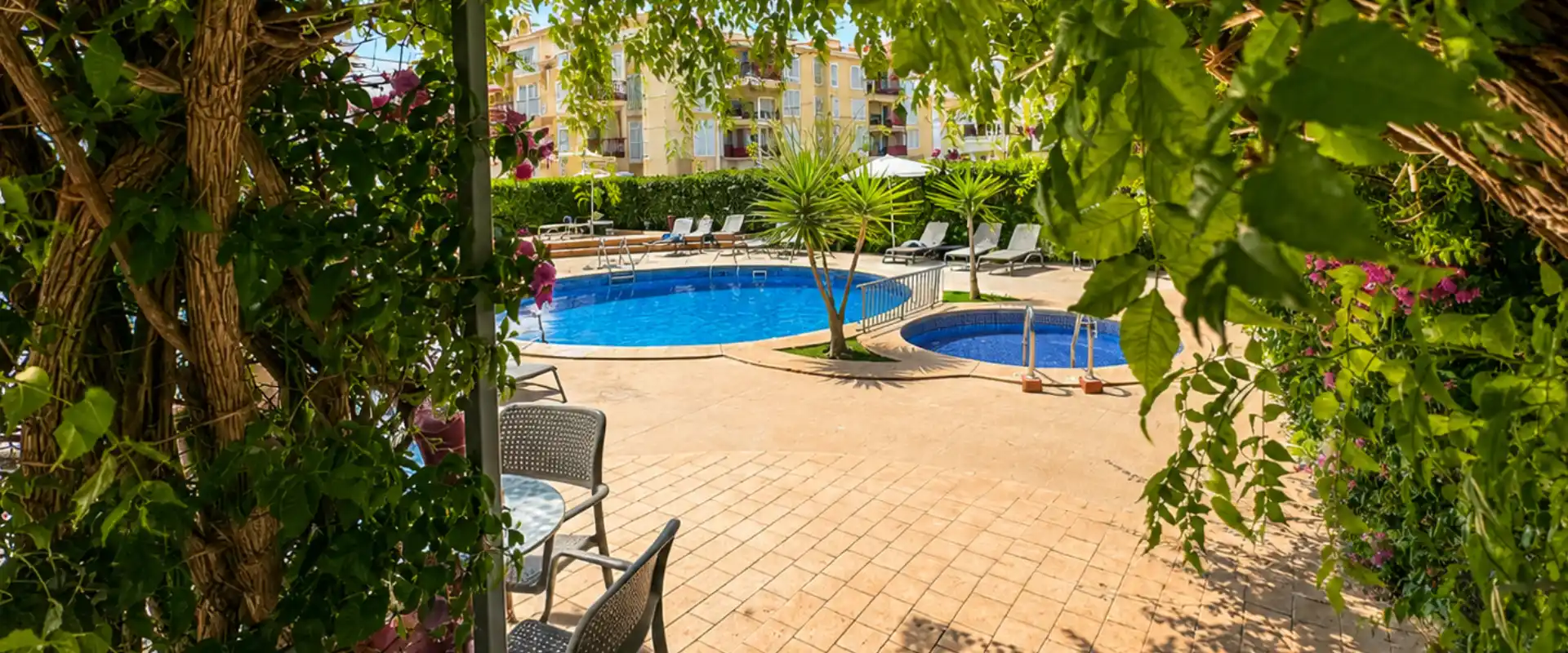 piscinas hotel bella mar 